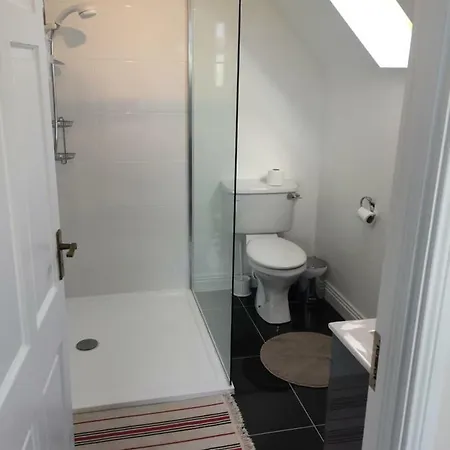 The Yellow Door Semesterbostad Doolin